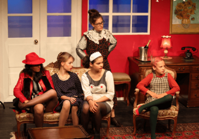 Kriminalkomödie: die 8 Frauen (2015) Jugendtheater